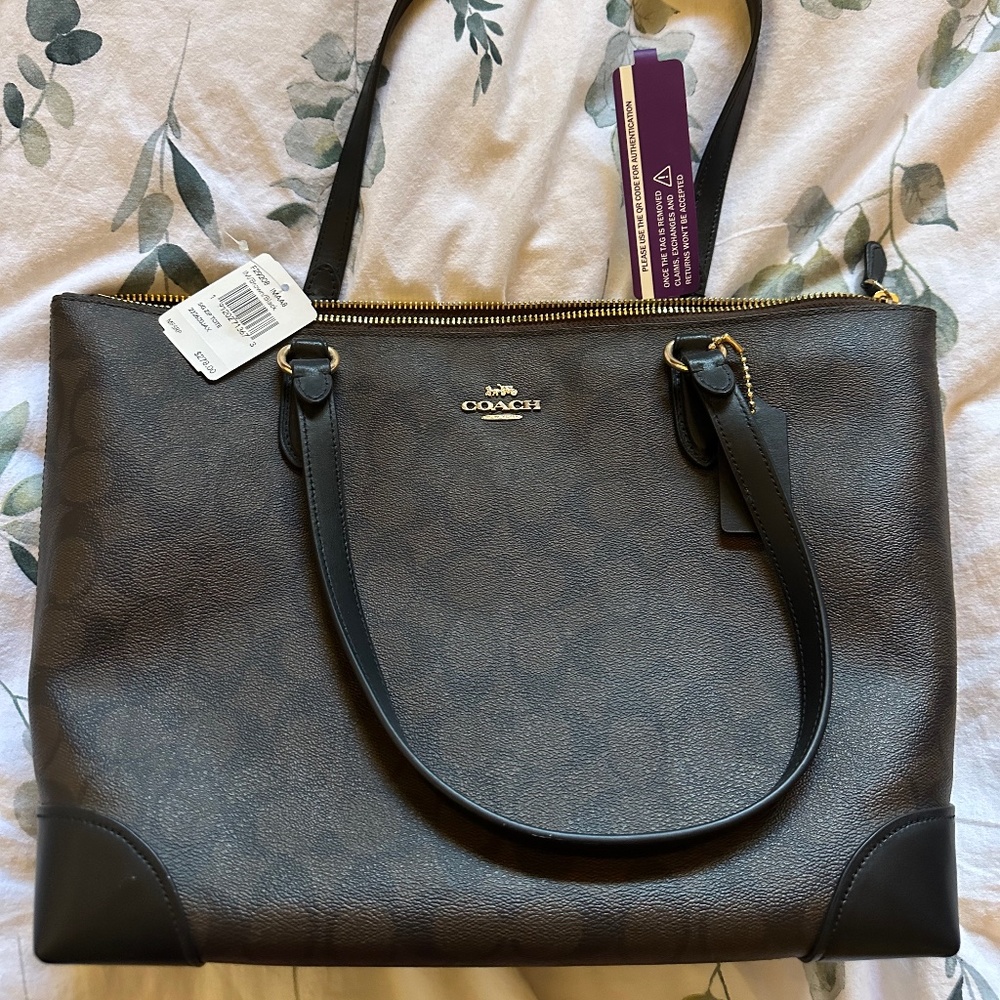 New with tags Coach purse
